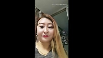 Asian Stepmom Shows Off Her Solo Play In Hd