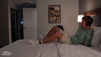 Amateur Couple Has A Steamy Role Play In A Hotel Room