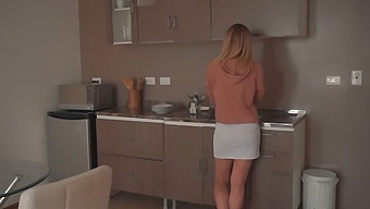 Your Mother'S Mature Friend Seduces You At Her Home. First-Person View Of A Mature Woman