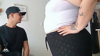 Amateur Boss Gets His Ass Fucked While Walking