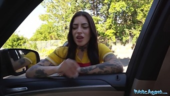 Martin Gun'S Hardcore Scene With A Reality Star In A Pizza Restaurant Restroom